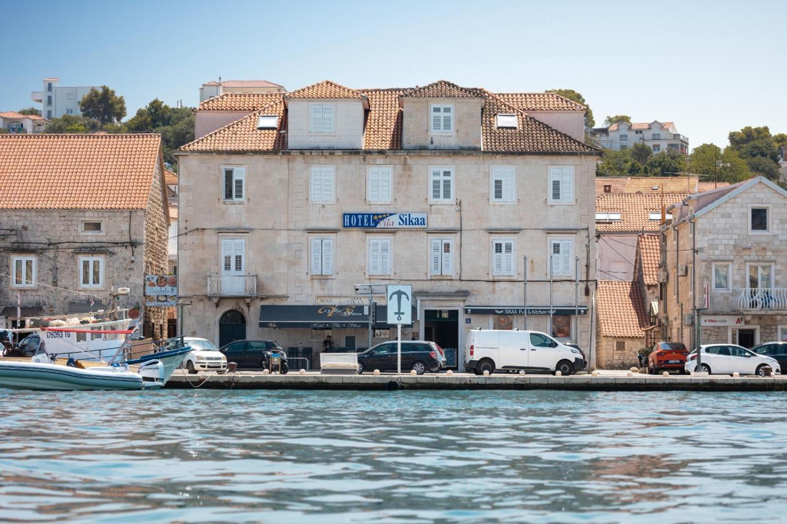 Heritage Hotel Vila Sikaa Trogir Exterior photo